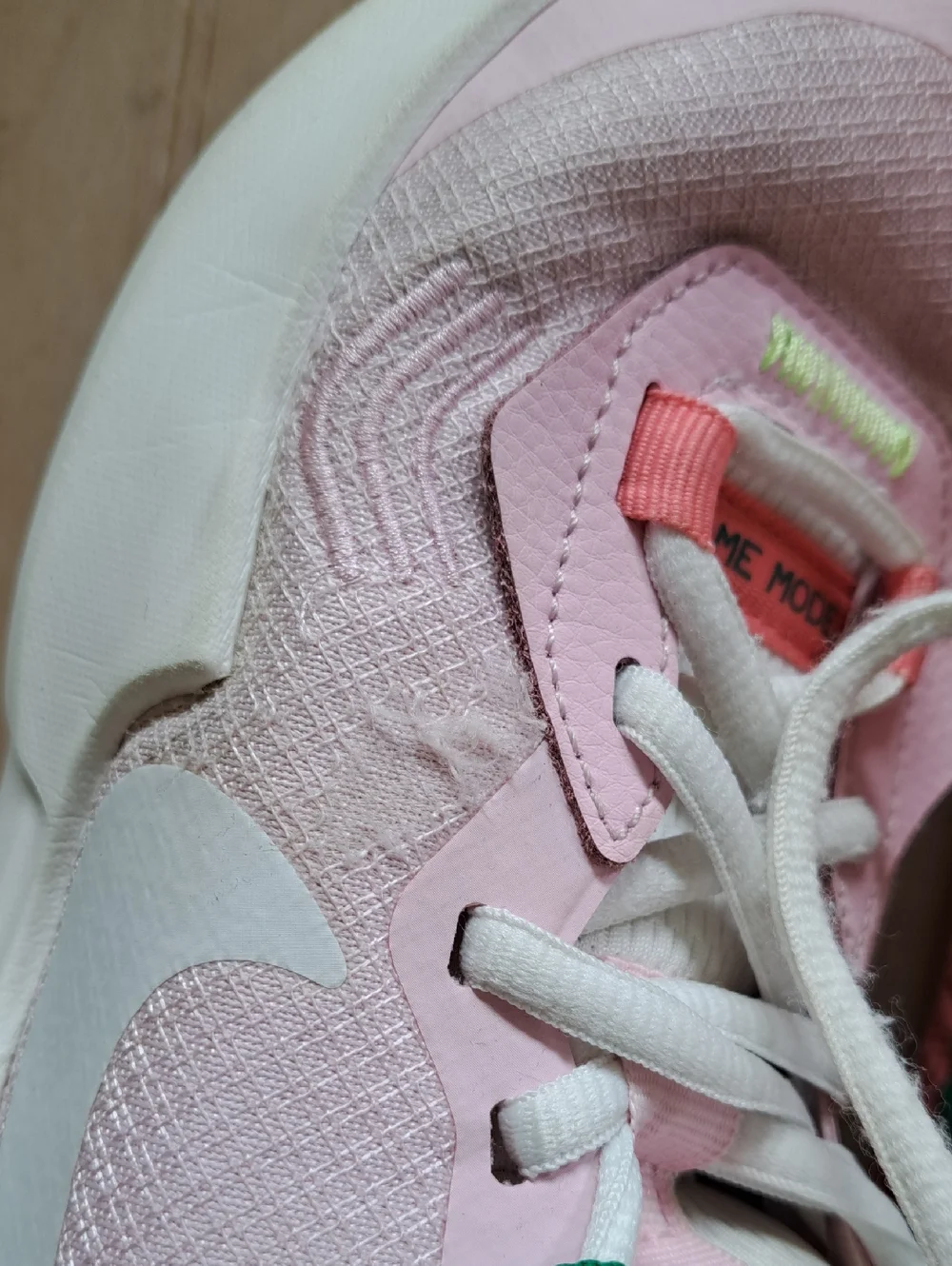 Nike Air Zoom Crossover Pink Foam Malachite GS Basketball Shoes 3.5Y